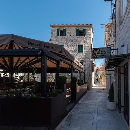 Apartment Ana Τρογκίρ Εξωτερικό φωτογραφία