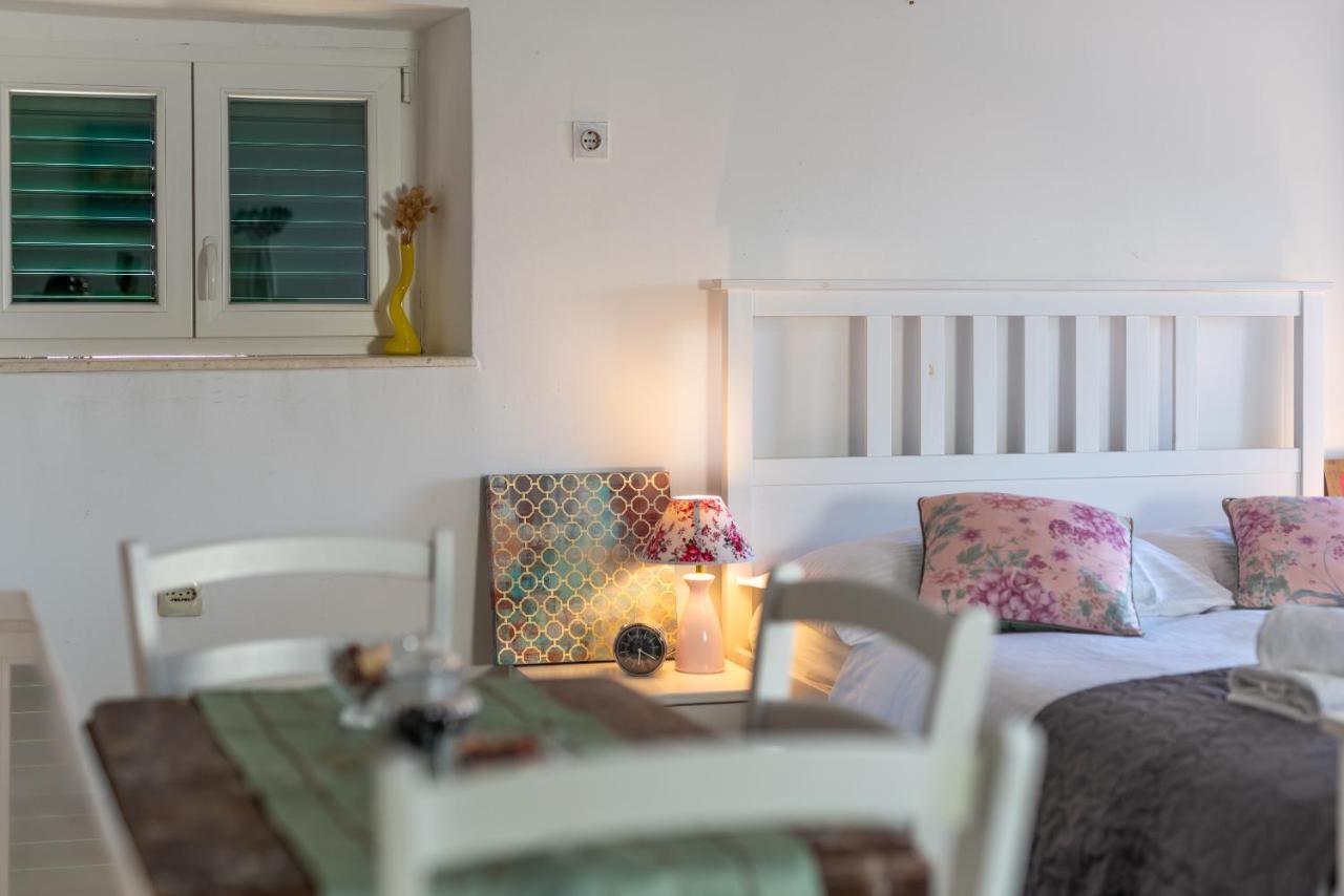 Apartment Ana Τρογκίρ Εξωτερικό φωτογραφία