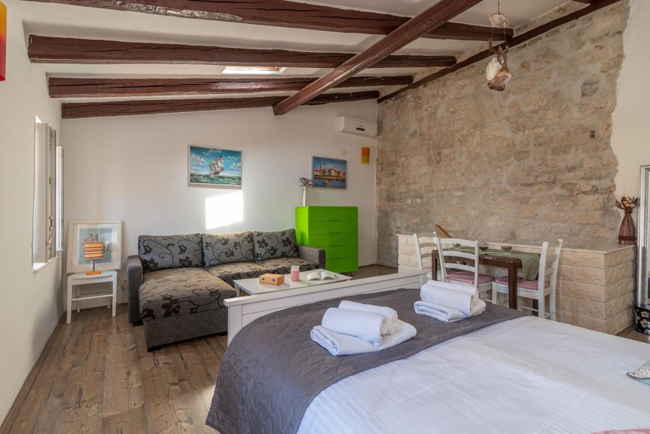 Apartment Ana Τρογκίρ Εξωτερικό φωτογραφία