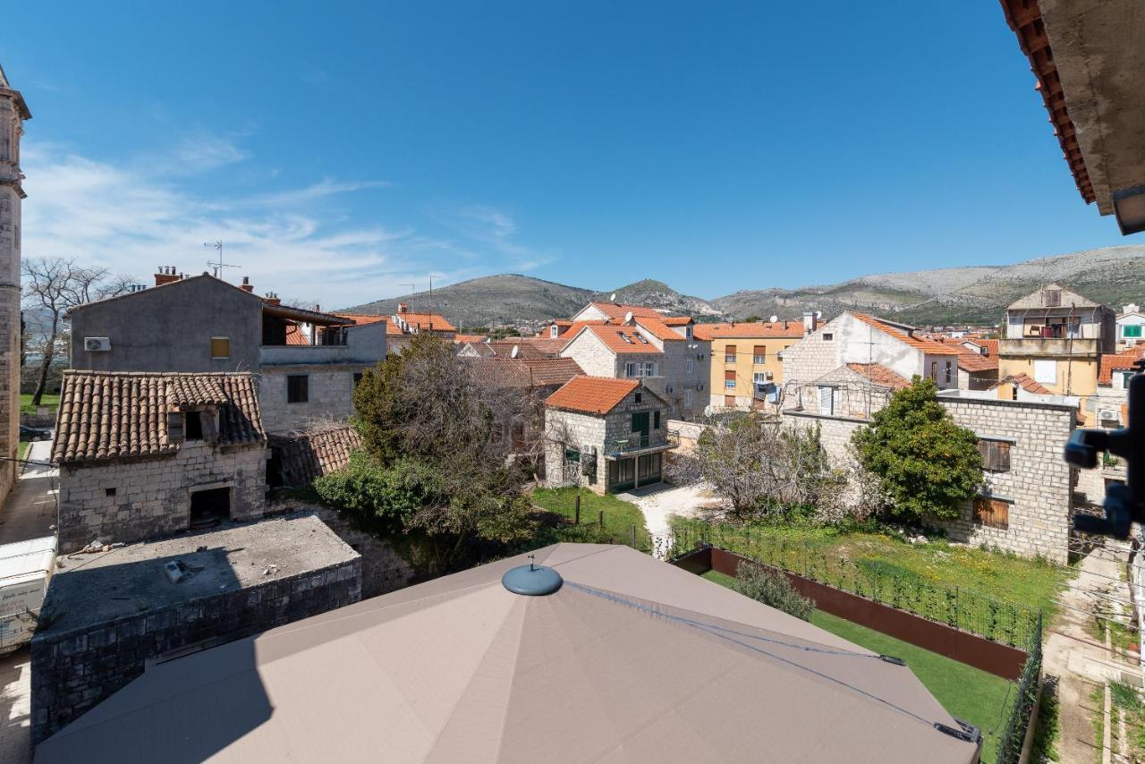 Apartment Ana Τρογκίρ Εξωτερικό φωτογραφία