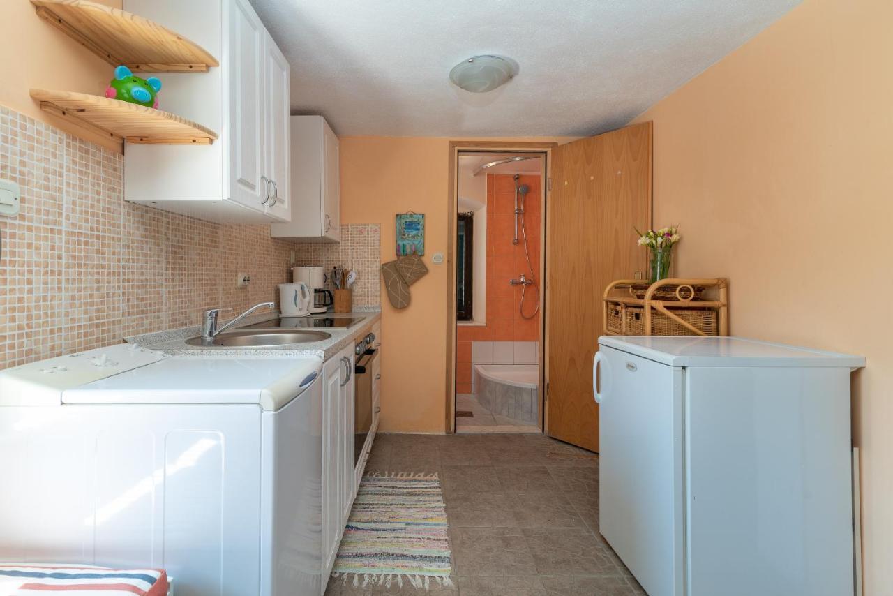 Apartment Ana Τρογκίρ Εξωτερικό φωτογραφία
