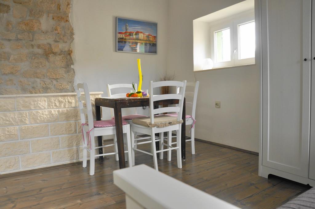 Apartment Ana Τρογκίρ Δωμάτιο φωτογραφία